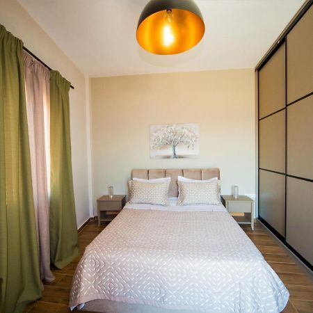 Syrene Luxury Suites Ermoupoli Exterior foto
